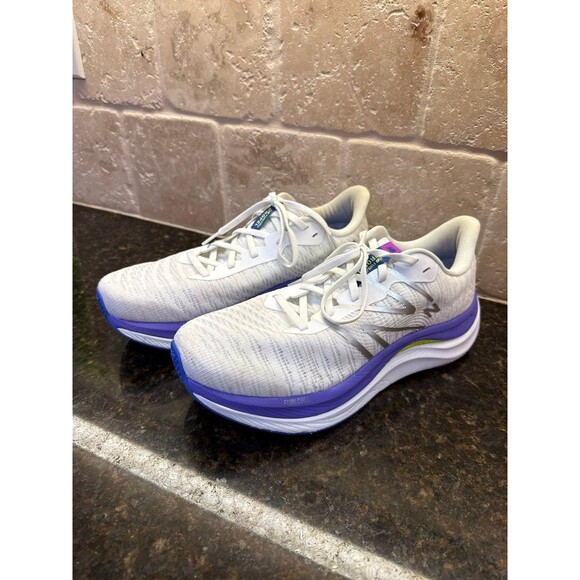 New Balance Fuelcell Propel White/Electric Indigo/Thirty Watt Women’s 10 EUC - Picture 4 of 10